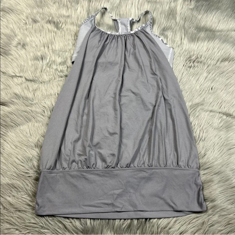 Lululemon No Limits 2 In 1 Bra Tank Gray Fossil Size 6